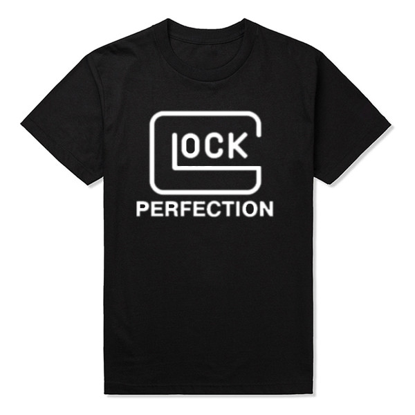 Мъжка тениска с надпис и О-образно деколте подходяща за ежедневие