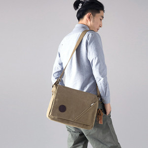 Ανδρική τσάντα με μακρά λαβή σε τρία χρώματα