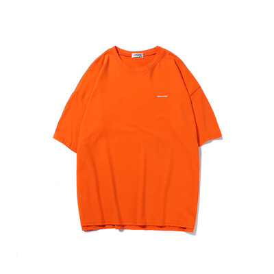 T-Shirt για άντρες σε ευρύ σχέδιο και λαιμόκοψη, κατάλληλο για τη καθημερινή ζωή σε διάφορα χρώματα