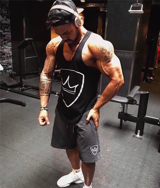 Αθλητικά αντρικά σορτς με συνδέσμους σε διάφορα χρώματα