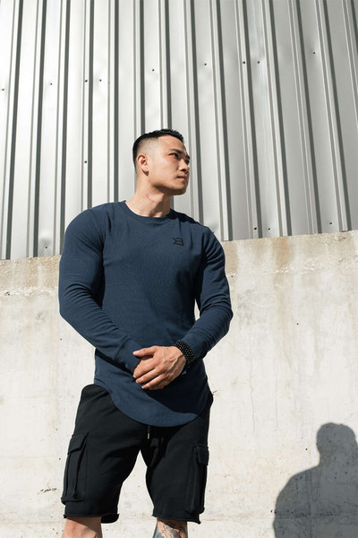 Мъжки спортни шорти с джобове в няколко цвята 