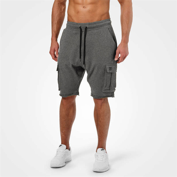 Мъжки спортни шорти с джобове в няколко цвята 