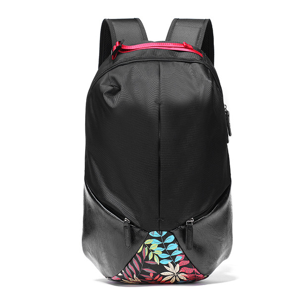 Μεγάλο ανδρικό σακίδιο  σε μαύρο χρώμα με φυτική διακόσμηση