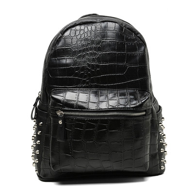 Μοντέρνο σακίδιο ατόμων με μεταλλικά καπάκια σε μαύρο χρώμα