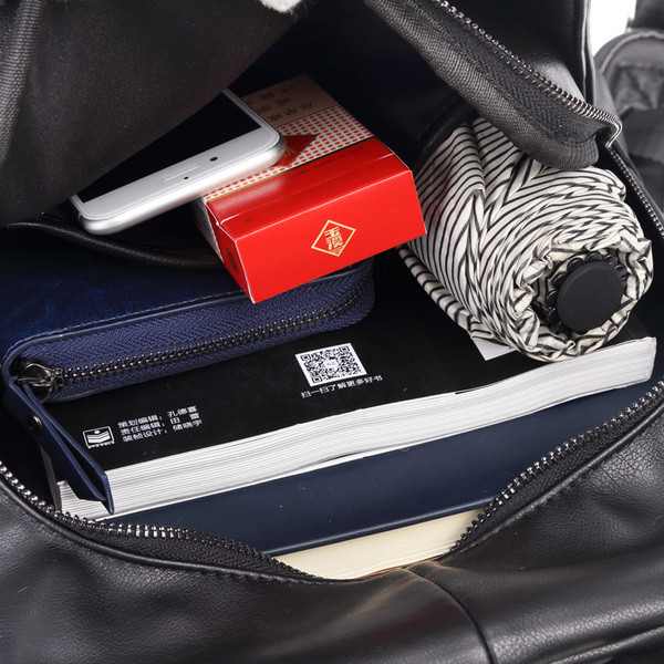 Άνετο ανδρικό σακίδιο σε μαύρο χρώμα