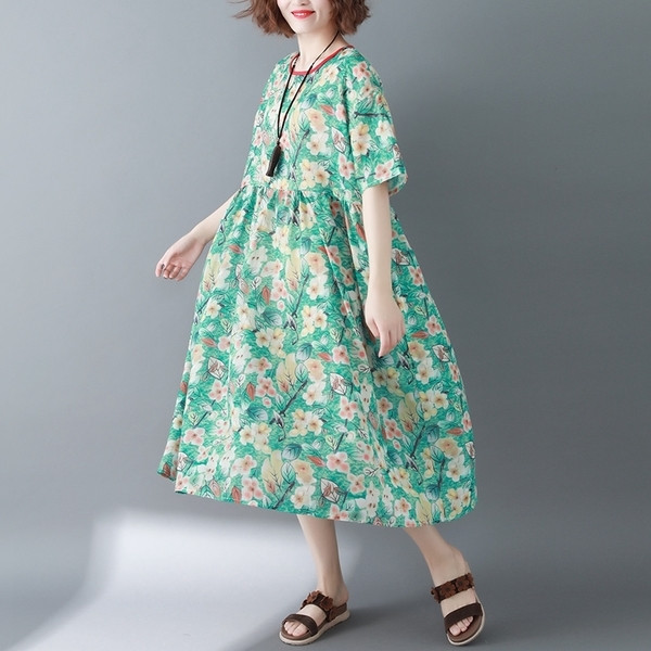 MAXI μεγέθους γυναικείο φόρεμα  με floral μοτίβα