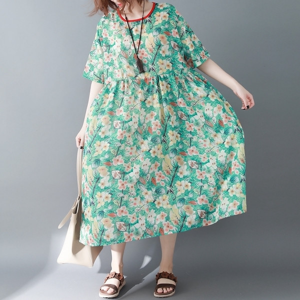 MAXI μεγέθους γυναικείο φόρεμα  με floral μοτίβα