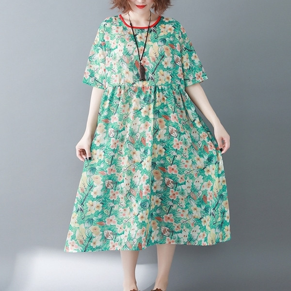 MAXI μεγέθους γυναικείο φόρεμα  με floral μοτίβα