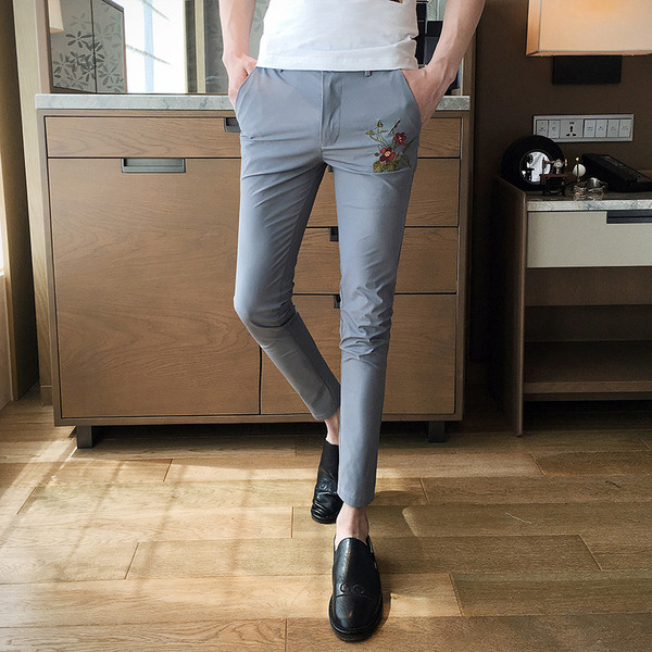 Κομψά παντελόνια ανδρών  Σλιμ μοντέλο σε διάφορα χρώματα