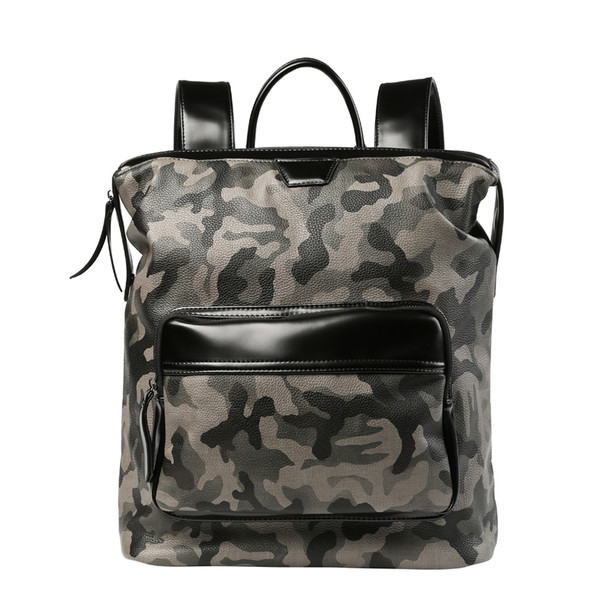 Αθλητικό ανδρικό σακίδιο  με καμουφλάζ στοιχεία και εξωτερική τσέπη