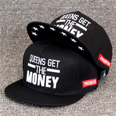 Καπέλα με έγχρωμο κέντημα κατάλληλα για άντρες και γυναίκες