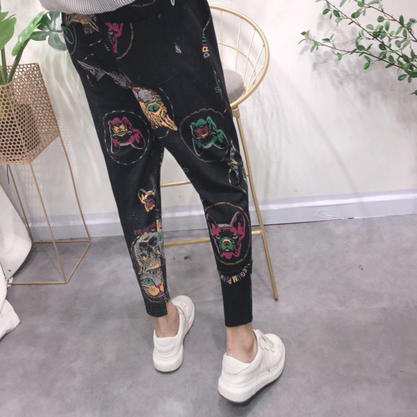 Ανδρικά παντελόνια αθλητισμού σε μαύρο χρώμα