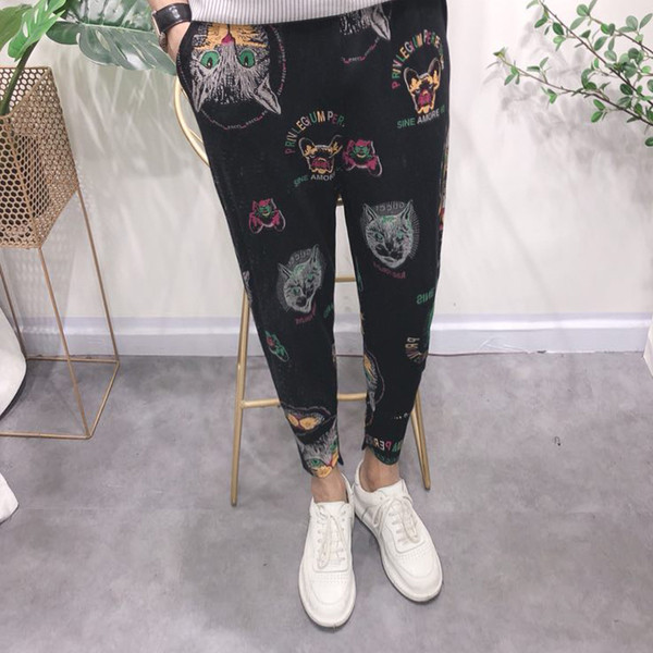 Ανδρικά παντελόνια αθλητισμού σε μαύρο χρώμα