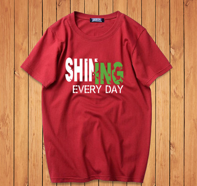 Ανδρικά μπλουζάκια με έγχρωμη εφαρμογή και επιγραφή