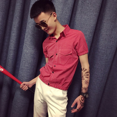 Ανδρικό μπλουζάκι με κολάρο και επιγραφές κατάλληλες για τη καθημερινή ζωή