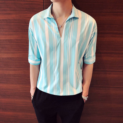 Ανδρικό μπλουζάκι με κολάρο και επιγραφές κατάλληλες για τη καθημερινή ζωή