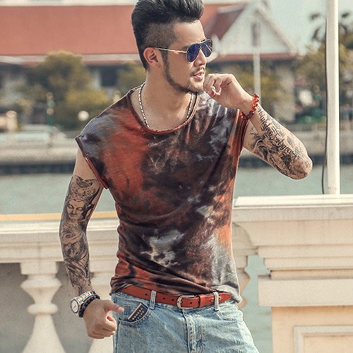 Αντρικά μπλουζάκια σε ρέοντα χρώματα με κολάρο σε σχήμα O