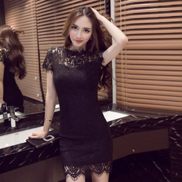 Rochie de dama din dantela pe corp in doua modele