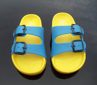 Άνετες παιδικές παντόφλες για αγόρια