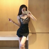 Γυναικεία κοντό μαύρο φόρεμα