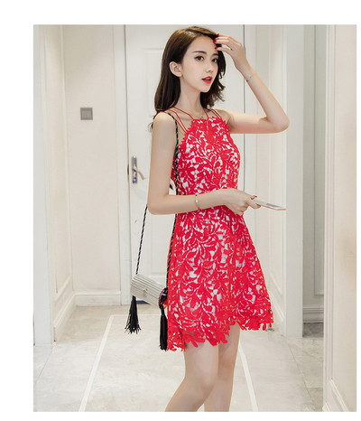 Γυναικείο κομψό σύντομο φόρεμα από δαντέλα σε τρία χρώματα