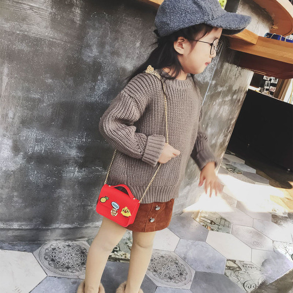 Geanta pentru copii mici cu aplicatii si lant pentru fete