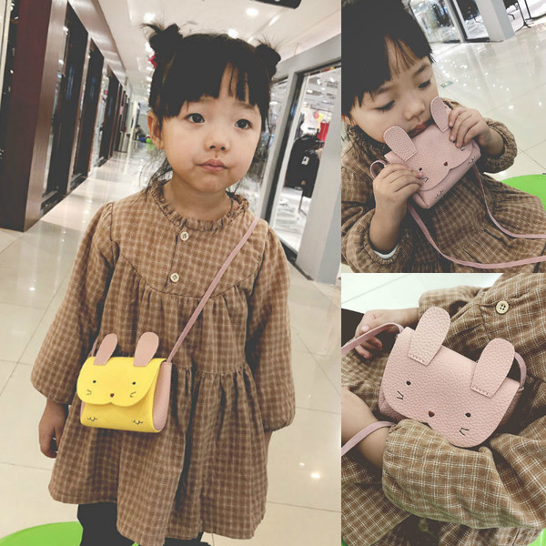 Μικρή τσάντα  για κορίτσια με 3D δερμάτινη διακόσμηση