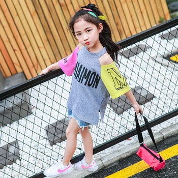 Παιδικό T-shirt για κορίτσια με επιγραφές και ανοιχτούς ώμους σε δύο χρώματα