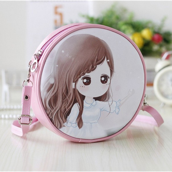 Geanta mica rotunda cu diverse aplicatii potrivita pentru fete