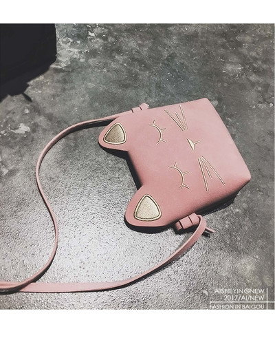 Μικρή παιδική τσάντα με ενδιαφέρον σχήμα για κορίτσια