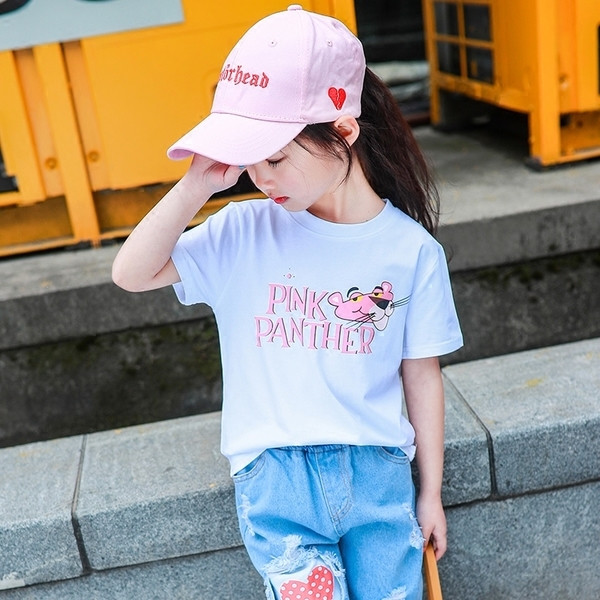 Tricou pentru copii pentru o fată cu o cerere și o inscripție în alb și negru