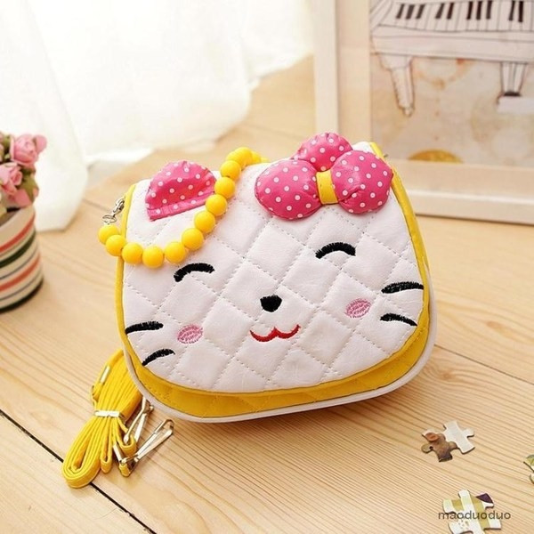 Τσάντα παιδική με μακρά λαβή και 3D διακοσμητικά σε διάφορα μοντέλα