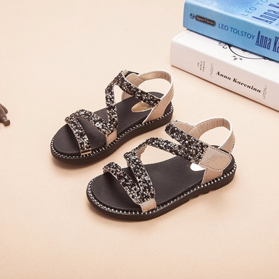 Παιδικά σανδάλια γυαλιστερά για τα κορίτσια σε τέσσερα χρώματα