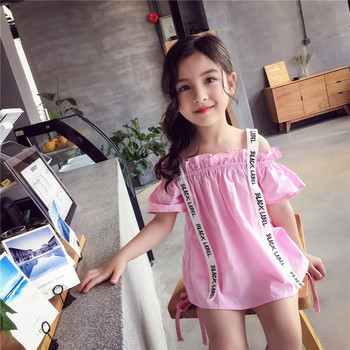 Детска блуза за момиче в широк модел с надписи в два цвята