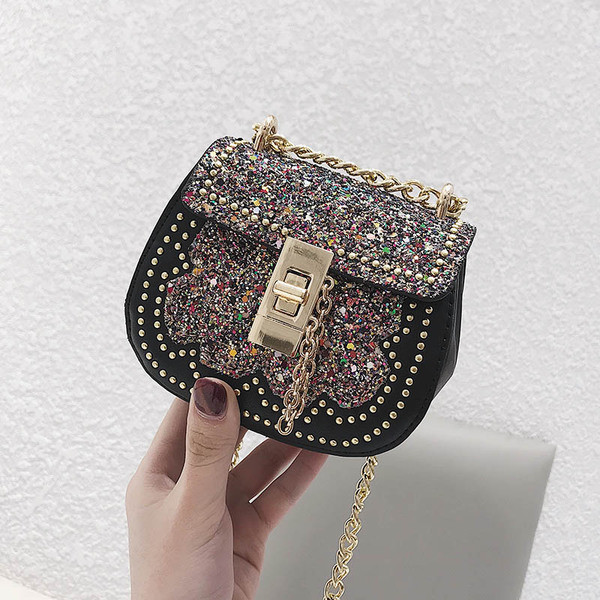 Παιδική μοντέρνα τσάντα με αλυσίδα και διακοσμητικές πέτρες