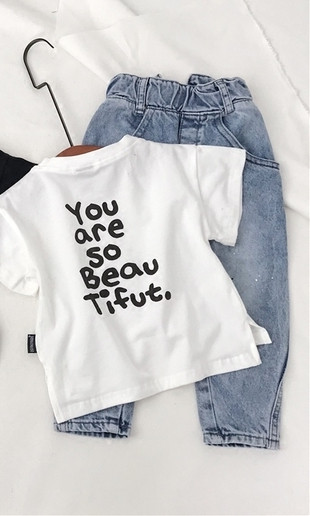 Παιδικό μπλουζάκι με άσπρο και μαύρο χρώμα  κατάλληλο για αγόρια και κορίτσια