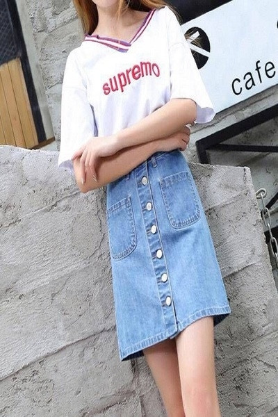 Fusta de dama din denim cu talie inalta, cu nasturi si buzunare