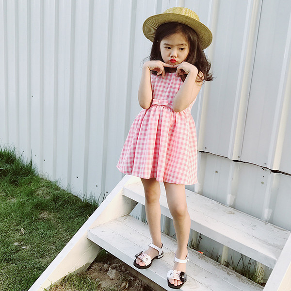 Карирана детска рокля с гол гръб в два цвята 