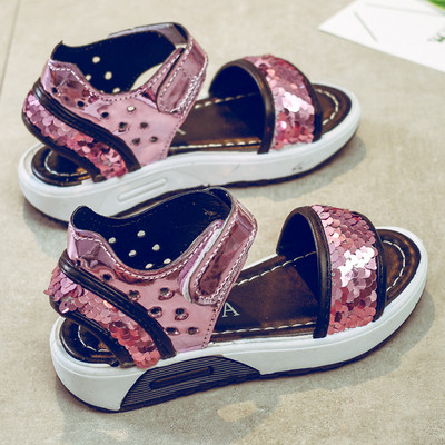 Παιδικά σανδάλια για κορίτσια με πούλιες σε τρία χρώματα