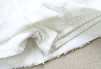 Γυναικείες φούστες σε λευκό και μαύρο χρώμα