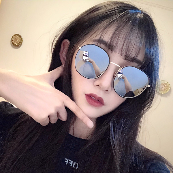 Γυναικεία  στρογγυλά γυαλιά σε διαφορετικά χρώματα