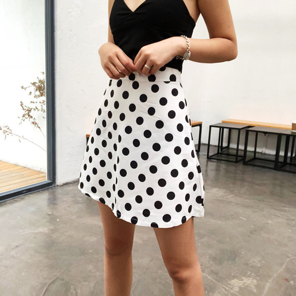 Fusta de dama cu talie inalta in puncte