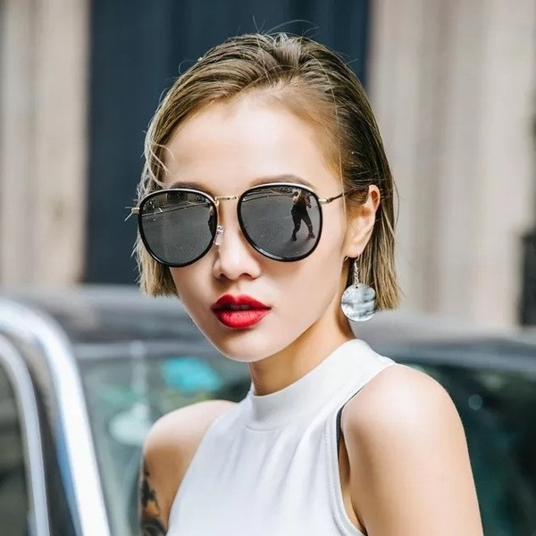 Ochelari eleganti de dama in diferite culori