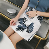 Fusta scurta de dama cu motive florale