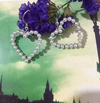 Дамски обеци във формата на сърце с декоративни перли в два цвята