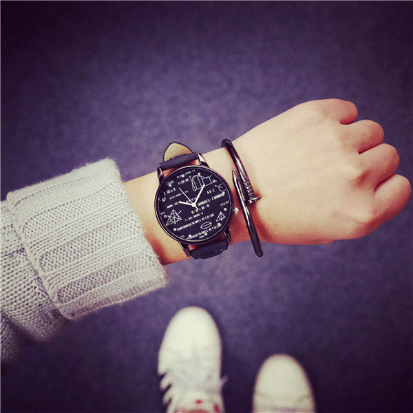 Ceas zilnic potrivit pentru bărbați și femei