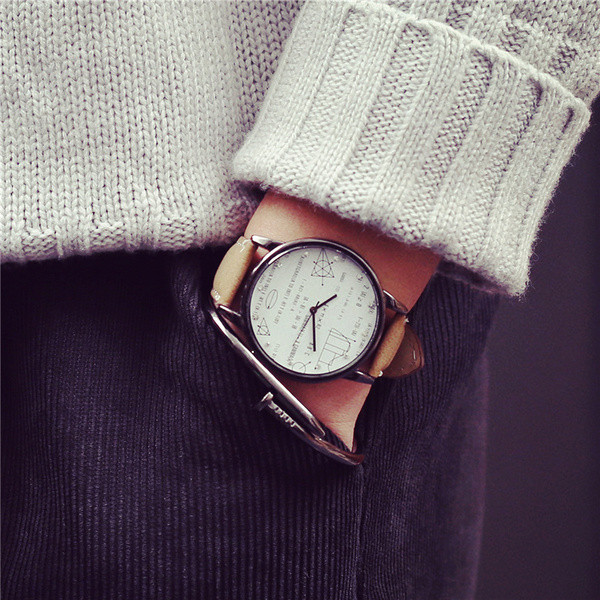 Ceas zilnic potrivit pentru bărbați și femei