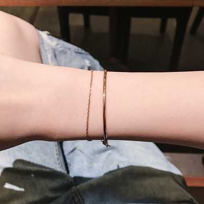 Γυναικείο βραχιόλι σε δύο αποχρώσεις