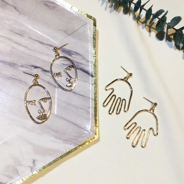 Cercei mici de dama in doua modele