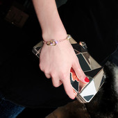 Дамска нежна гривна